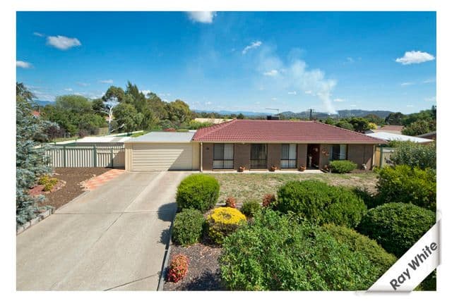 35 Pankhurst Crescent, GILMORE ACT 2905, Gilmore - Image 1