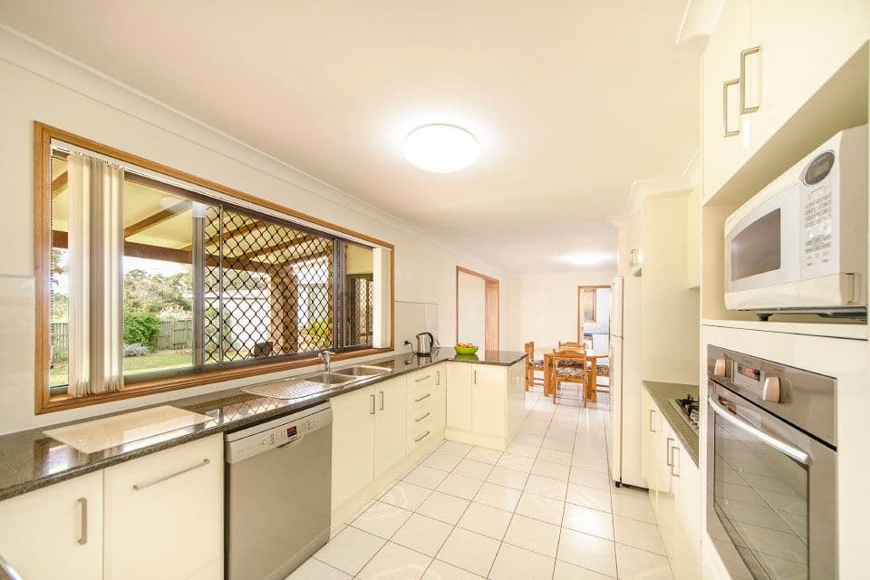 12 Jakirralee Court, MIDDLE RIDGE QLD 4350, Middle Ridge - Thumbnail 4