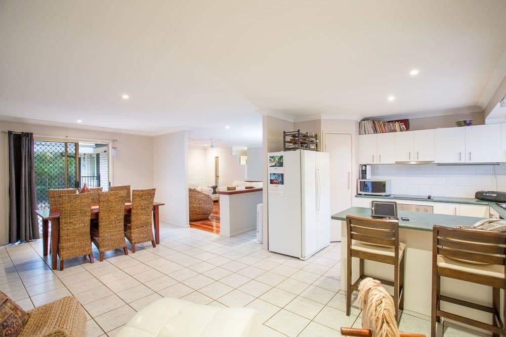 7 Walter Street, REDCLIFFE QLD 4020, Redcliffe - Thumbnail 3