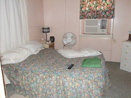 22 Daisy Street, BLACKALL QLD 4472, Blackall - Thumbnail 2