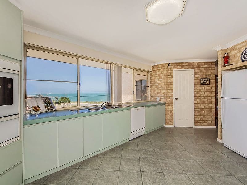 2 Hilda Road, WAIKIKI WA 6169, Waikiki - Thumbnail 6