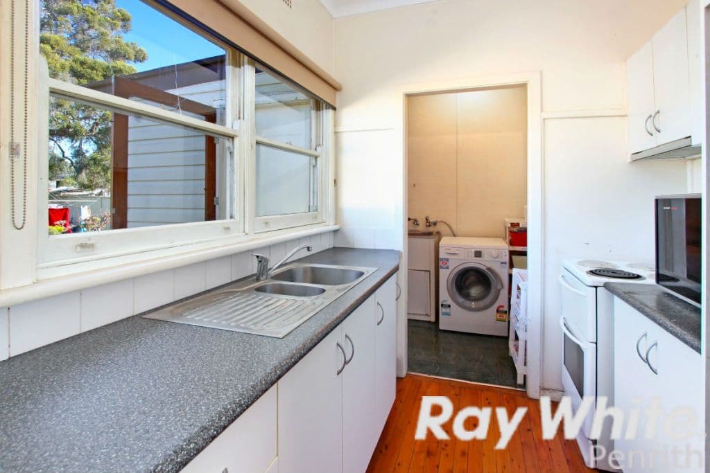 130 Great Western Highway, COLYTON NSW 2760, Colyton - Thumbnail 3