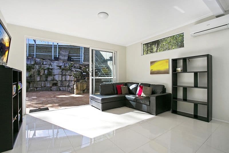 15 Chapman Street, CHAPEL HILL QLD 4069, Chapel Hill - Thumbnail 6