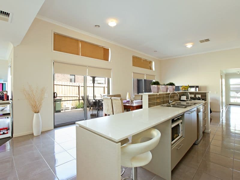 21 Diaz Drive, GROVEDALE VIC 3216, Grovedale - Thumbnail 5
