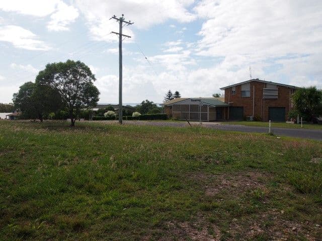 16 Pacific Drive, BOORAL QLD 4655, Booral - Thumbnail 5