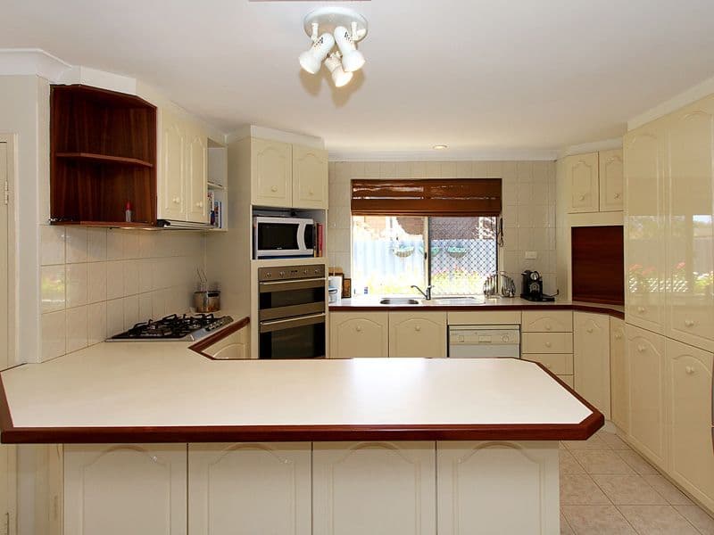 28 Walkington Way, EDEN HILL WA 6054, Eden Hill - Thumbnail 3