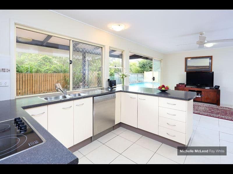 21 Glen Frew Street, KENMORE QLD 4069, Kenmore - Thumbnail 3