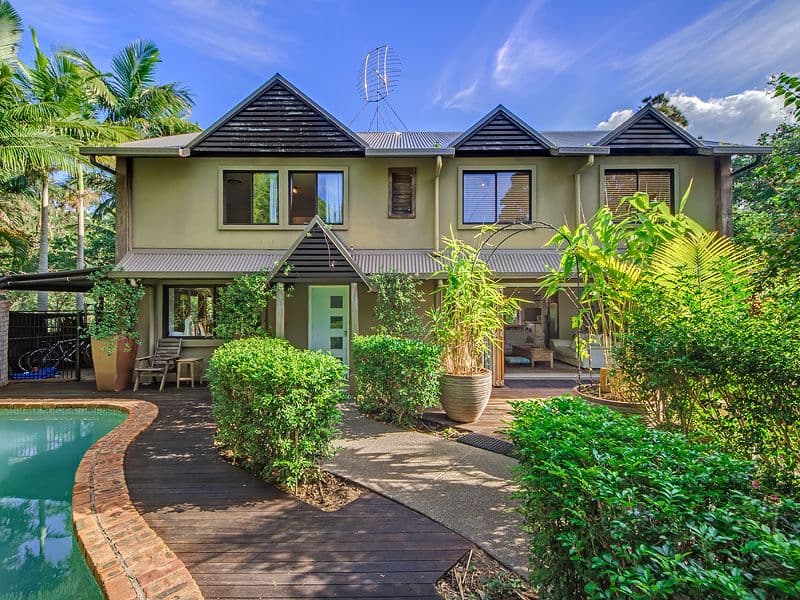 6 Akes Avenue, SOUTHPORT QLD 4215, Southport - Image 1
