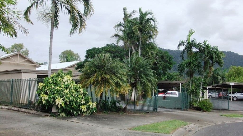 7 Charlotte Close, WOREE QLD 4868, Woree - Thumbnail 2