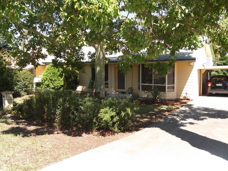 22 Chapman Street, COWRA NSW 2794, Cowra - Thumbnail 2