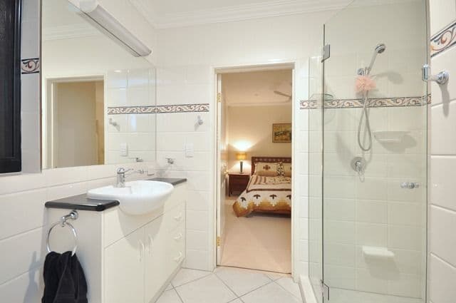 18 Beaufort Lane, CLAYFIELD QLD 4011, Clayfield - Thumbnail 8