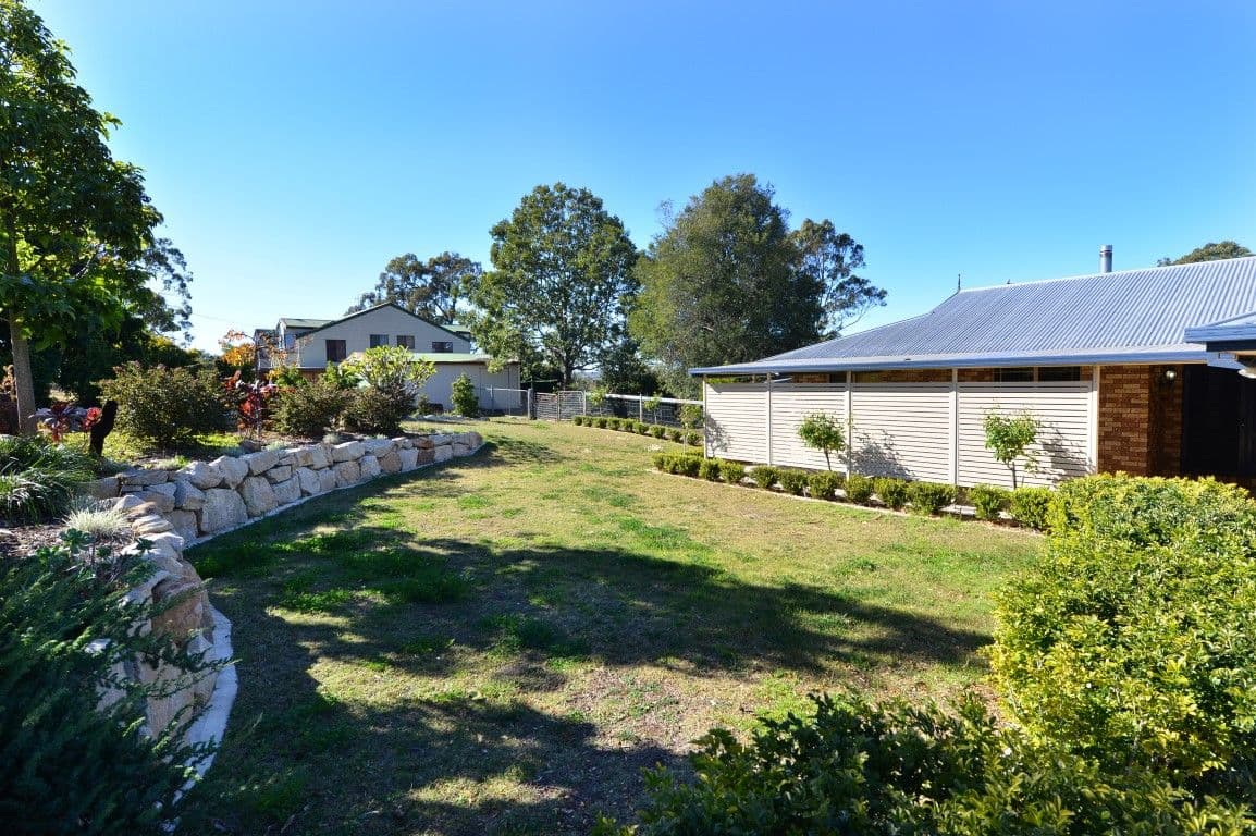 60 Valley View Drive, MERINGANDAN WEST QLD 4352, Meringandan West - Thumbnail 2