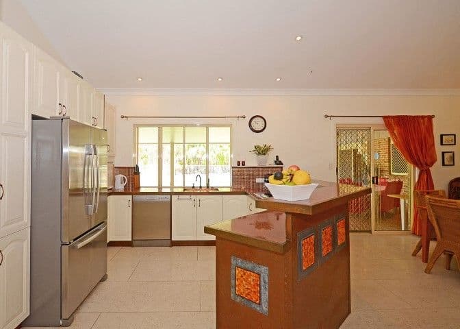 34 Senor Avenue, URANGAN QLD 4655, Urangan - Thumbnail 5