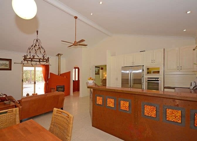34 Senor Avenue, URANGAN QLD 4655, Urangan - Thumbnail 4