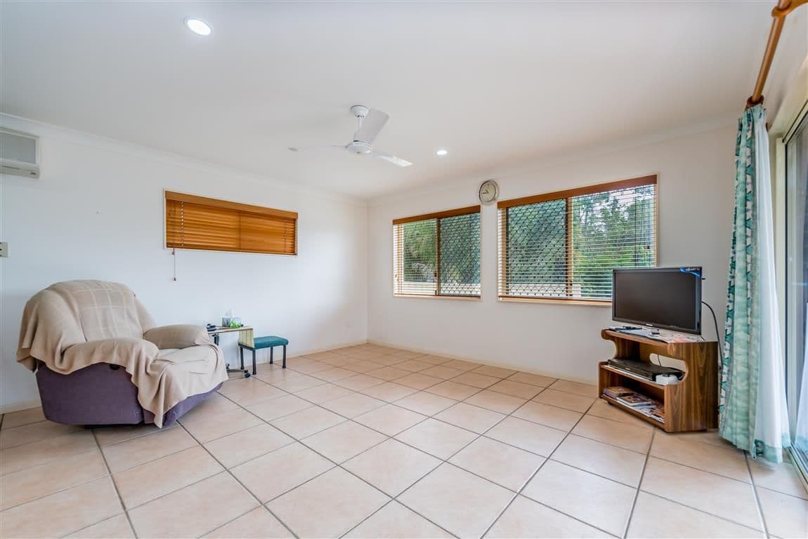 5A Wimbledon Way, OXENFORD QLD 4210, Oxenford - Thumbnail 6