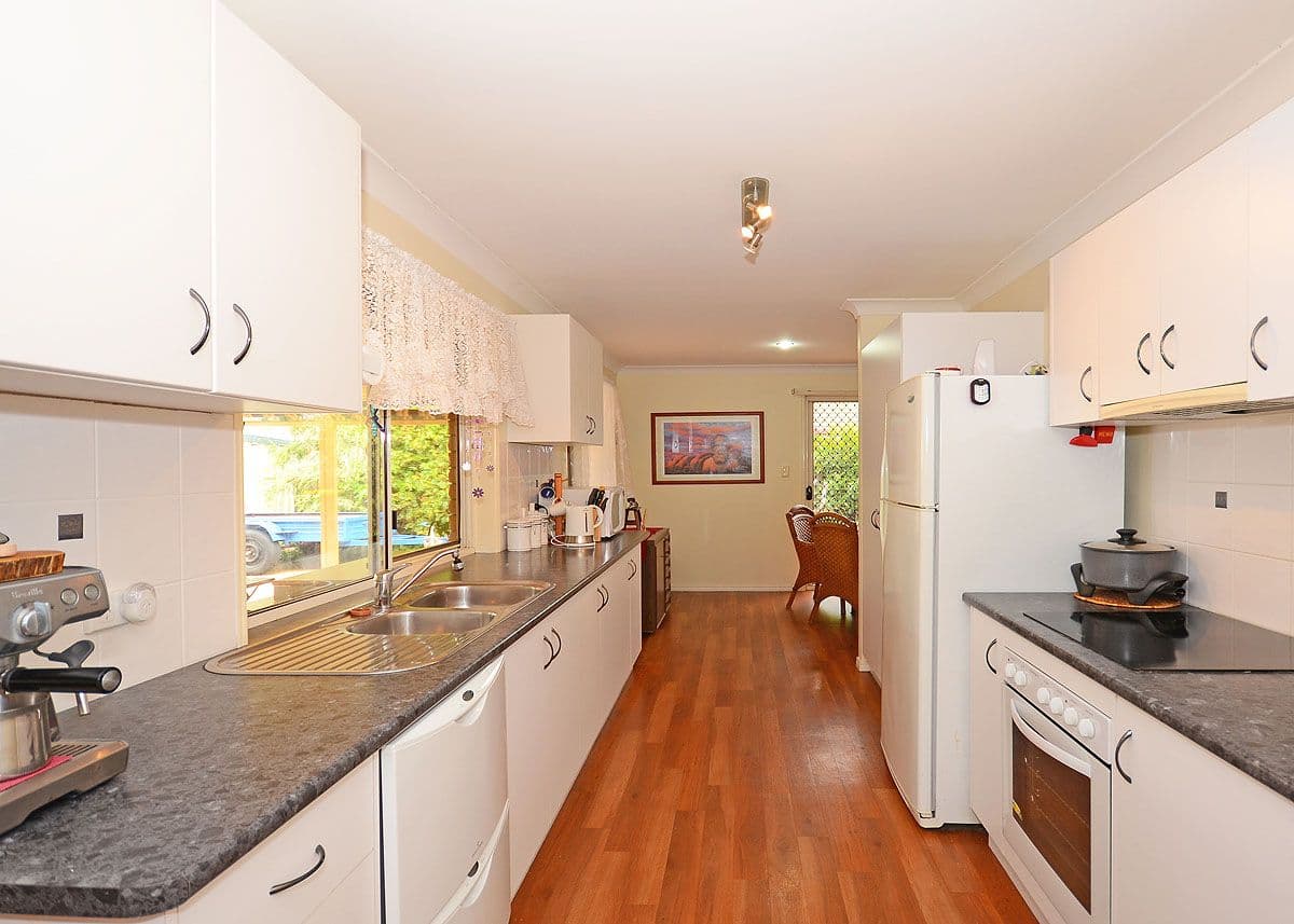 83 Truro Street, TORQUAY QLD 4655, Torquay - Thumbnail 5
