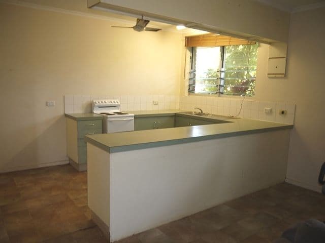 8  Callistemon Drive, KATHERINE NT 0850, Katherine - Thumbnail 2