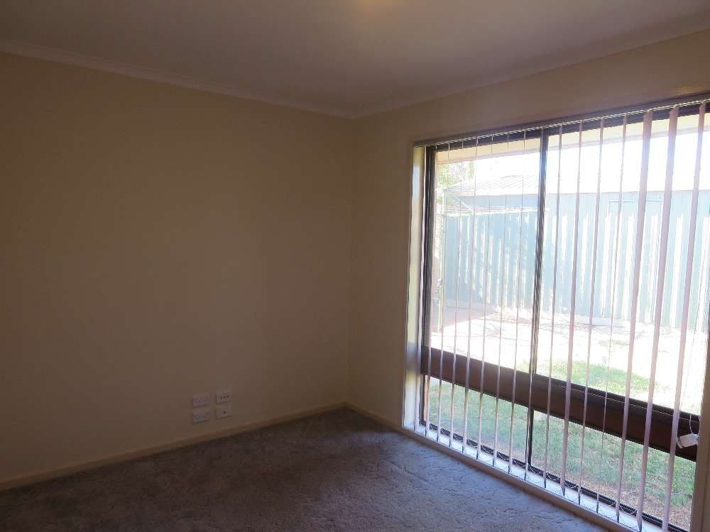 5 Renwick Court, LAVINGTON NSW 2641, Lavington - Thumbnail 8