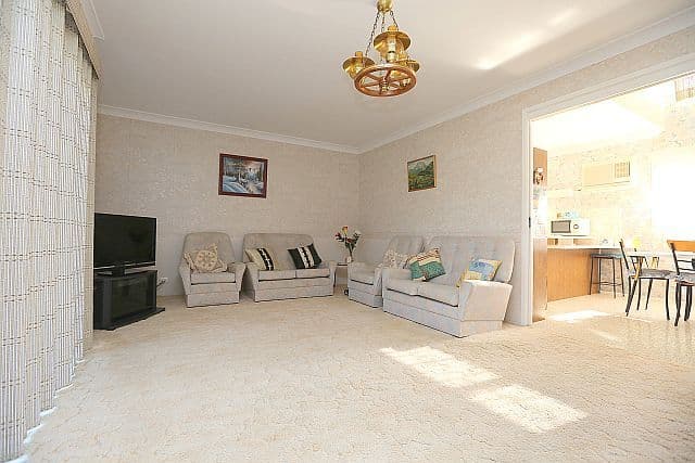 102 Flinders Road, GEORGES HALL NSW 2198, Georges Hall - Thumbnail 2