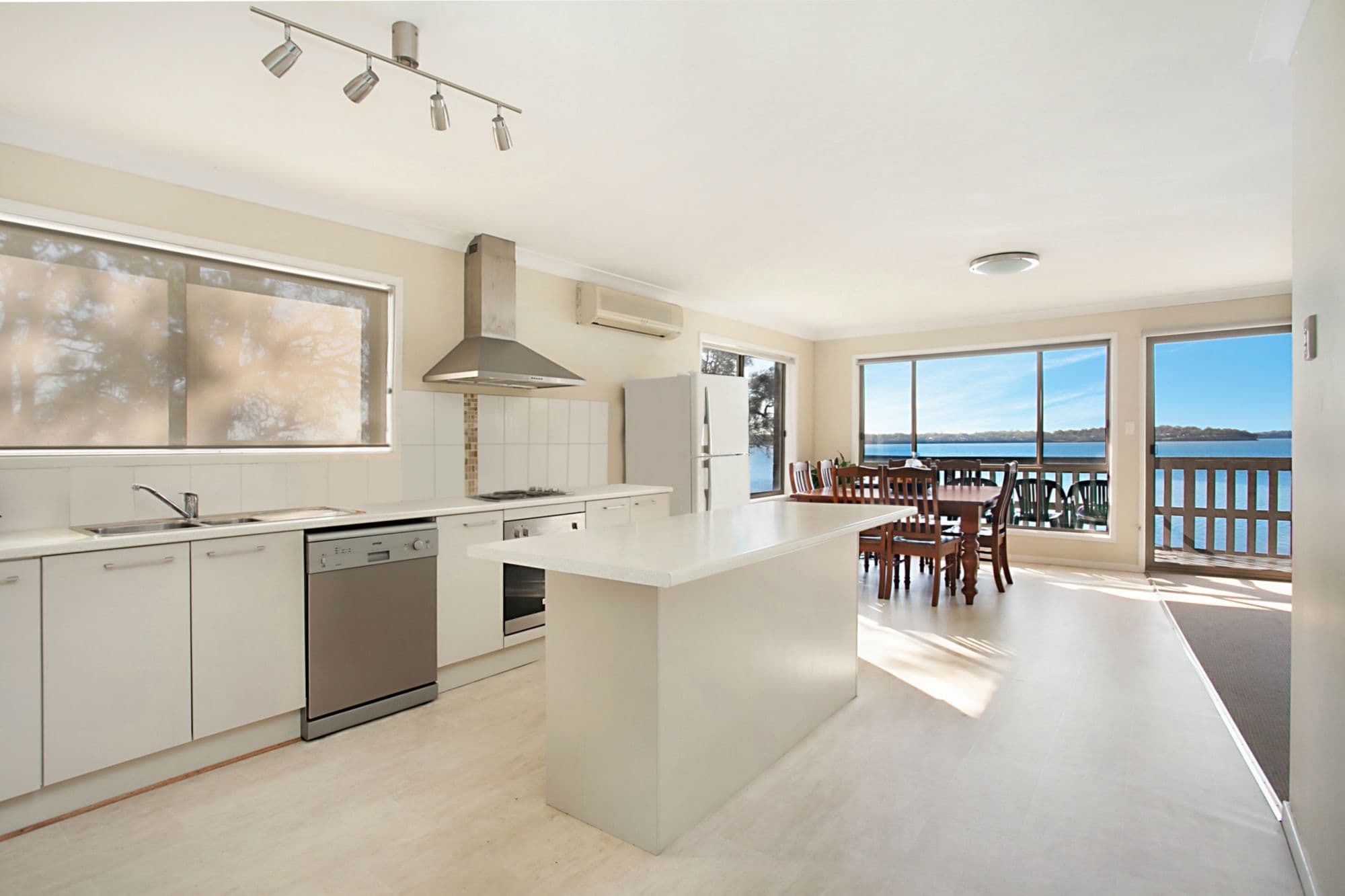 79 Malvina Parade, LAKE HAVEN NSW 2263, Lake Haven - Thumbnail 4