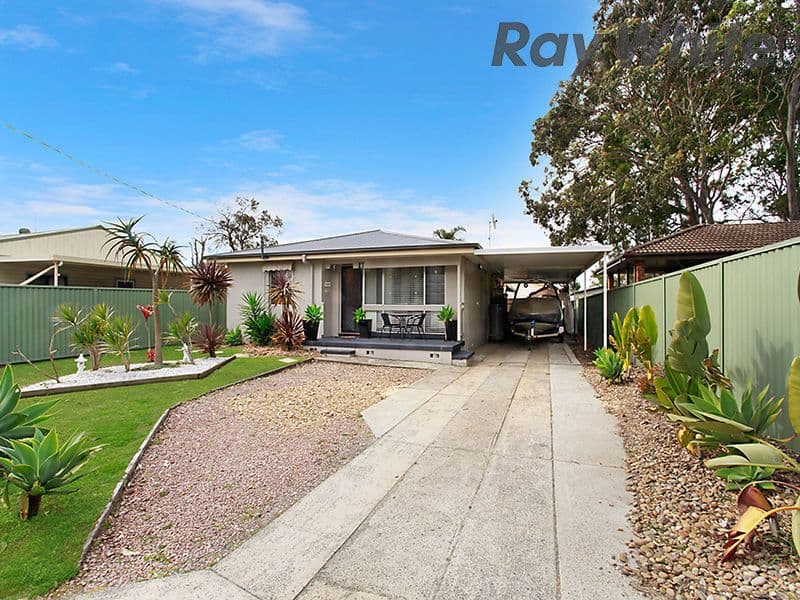 17 Discombe Avenue, KANWAL NSW 2259, Kanwal - Thumbnail 2