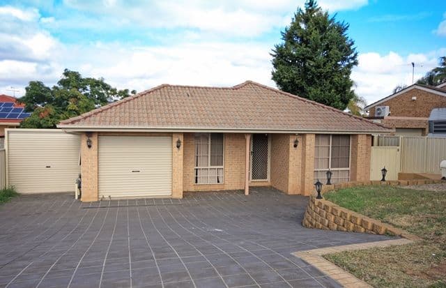 39 Harthouse Drive, AMBARVALE NSW 2560, Ambarvale - Image 1