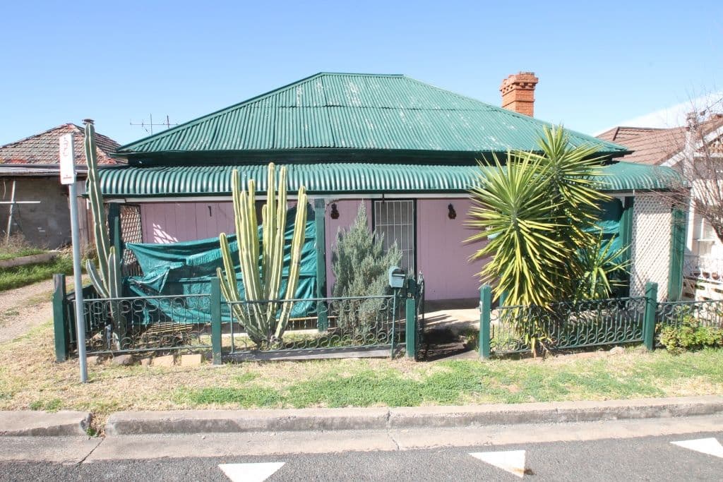 31 Church Avenue, QUIRINDI NSW 2343, Quirindi - Image 1