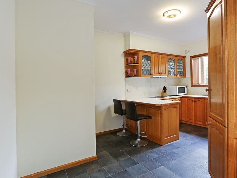 28 Summit Avenue, BELMONT VIC 3216, Belmont - Thumbnail 4