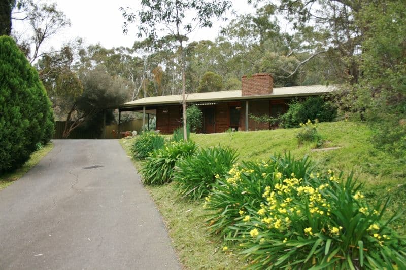 31 Warenda Road, CLARE SA 5453, Clare - Image 1