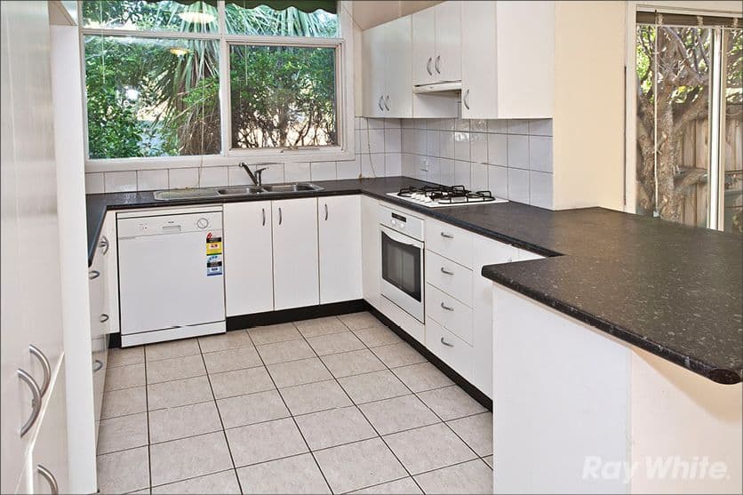 23 Johnson Drive, GLEN WAVERLEY VIC 3150, Glen Waverley - Image 1