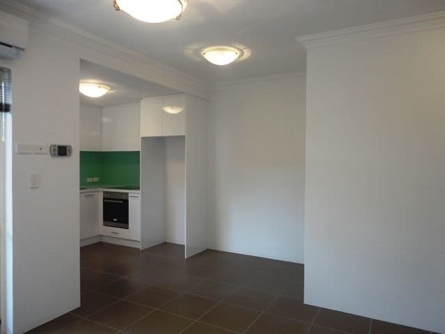 5/52 Third Avenue, MOUNT LAWLEY WA 6050, Mount Lawley - Thumbnail 3
