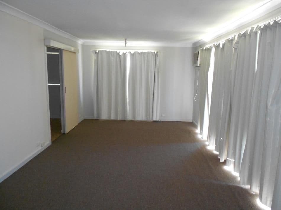 62 Milne Street, BORDERTOWN SA 5268, Bordertown - Thumbnail 7