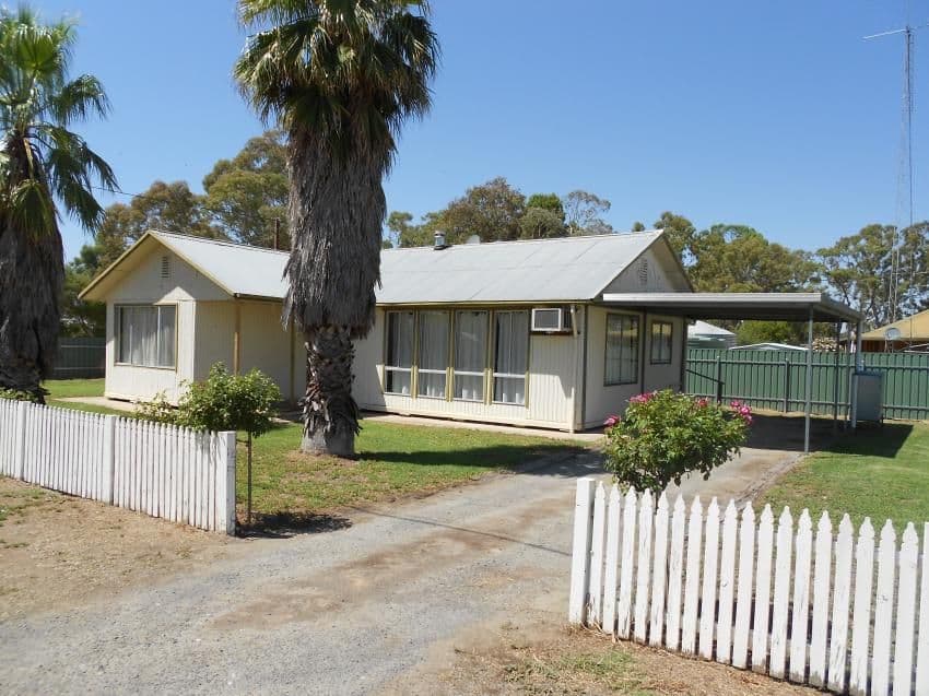 62 Milne Street, BORDERTOWN SA 5268, Bordertown - Image 1