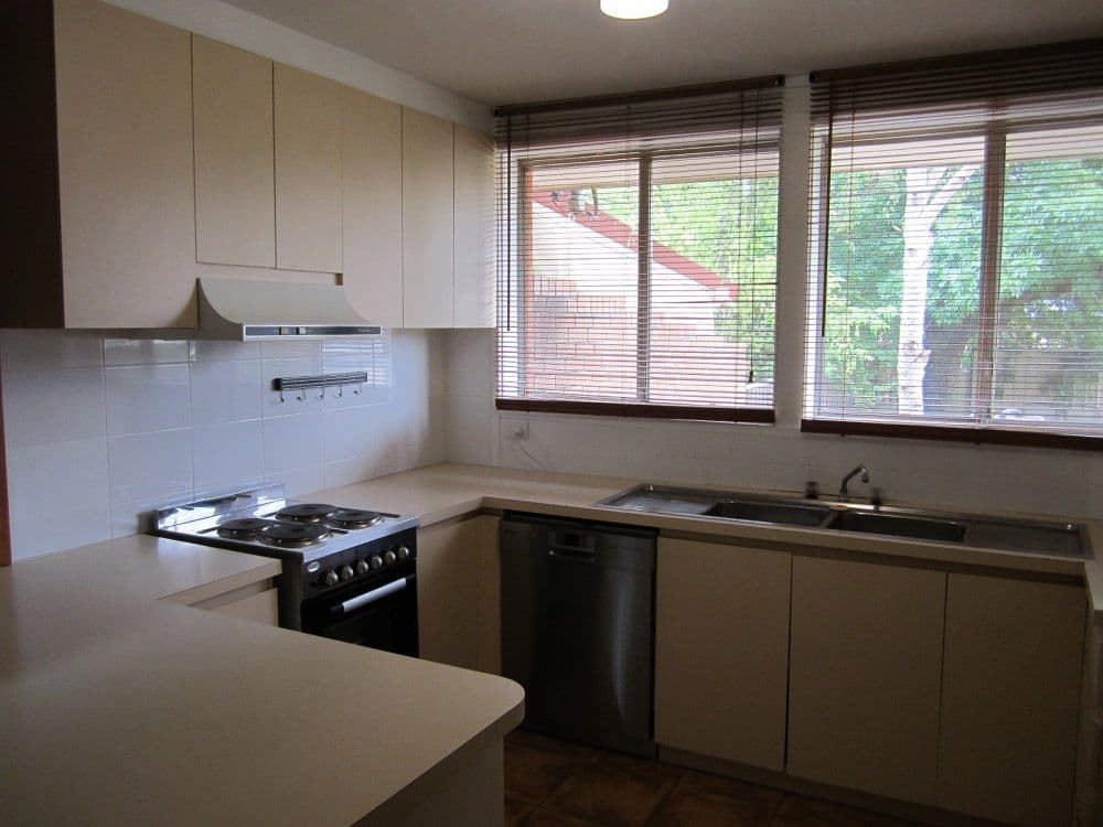 24 Larakia Street, WARAMANGA ACT 2611, Waramanga - Thumbnail 2