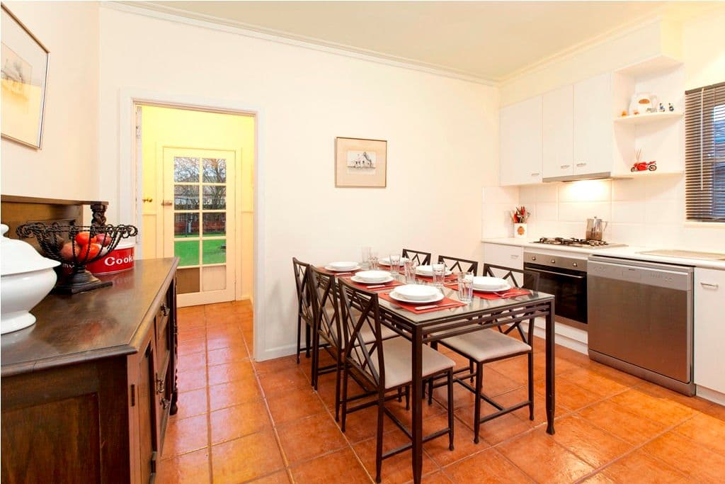 17 Head Street, WENDOUREE VIC 3355, Wendouree - Thumbnail 3