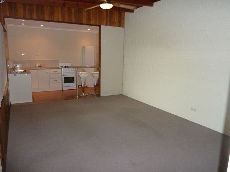 14A Lincoln Crescent, POORAKA SA 5095, Pooraka - Thumbnail 2