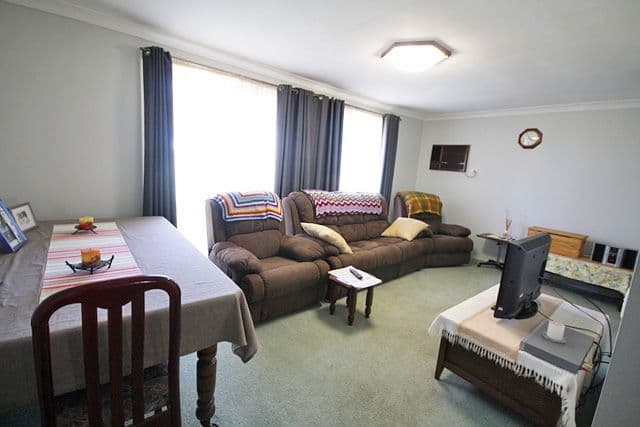 6 Balimo Place, GLENFIELD NSW 2167, Glenfield - Thumbnail 7