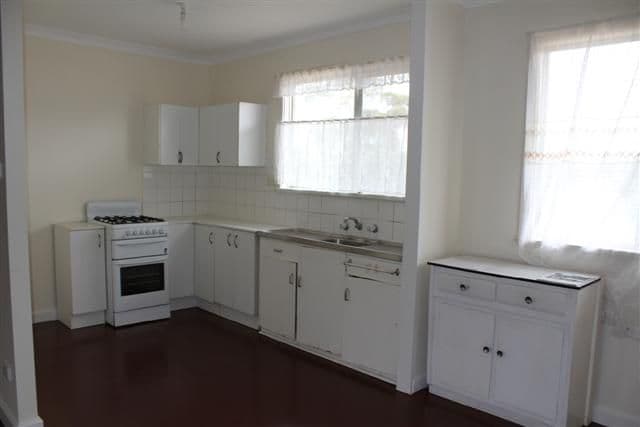 15 Gordon Adams Road, KAMBALDA EAST WA 6442, Kambalda East - Thumbnail 4