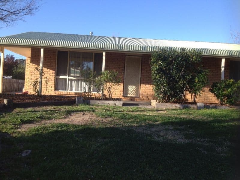 9 Andrew Crescent, CALWELL ACT 2905, Calwell - Thumbnail 2