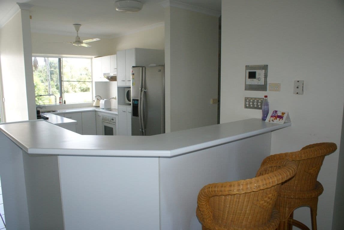 69 Banfield Parade, WONGALING BEACH QLD 4852, Wongaling Beach - Thumbnail 4
