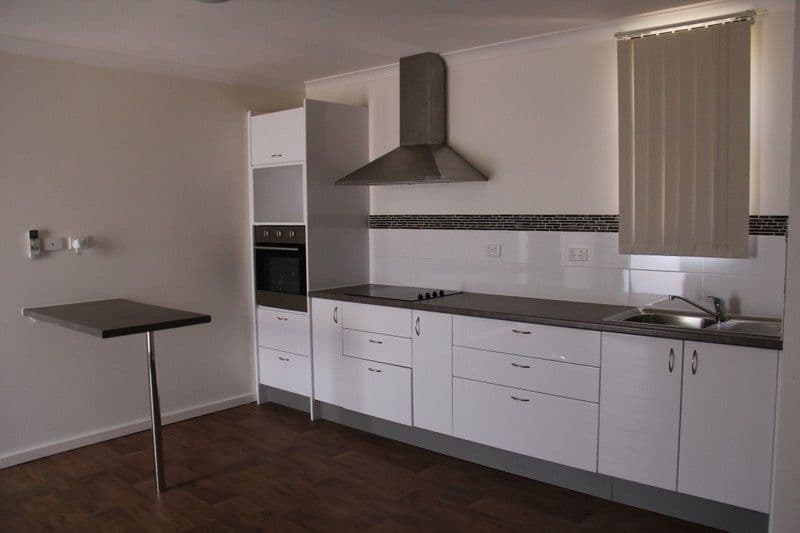 Unit 1/5 Beacon Close, SOUTH HEDLAND WA 6722, South Hedland - Thumbnail 3