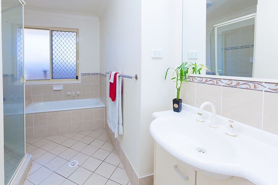 13 Vienne Court, SPRINGFIELD QLD 4300, Springfield - Thumbnail 8