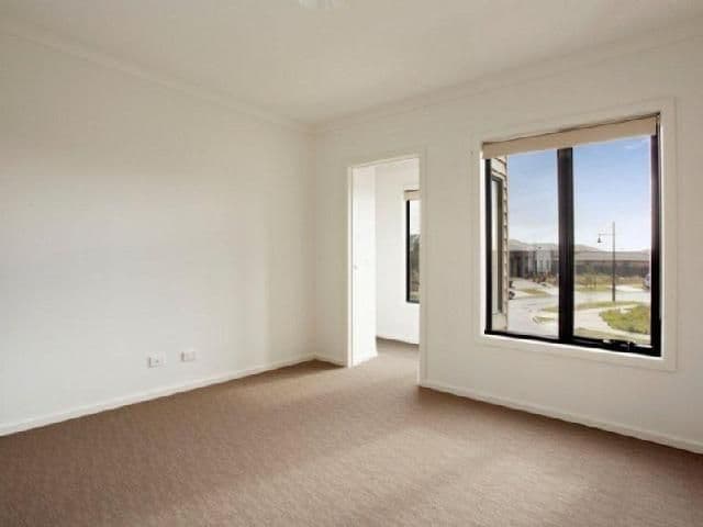 39 McCubbin Way, MERNDA VIC 3754, Mernda - Thumbnail 3
