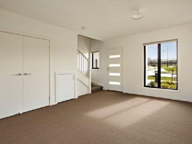39 McCubbin Way, MERNDA VIC 3754, Mernda - Thumbnail 4