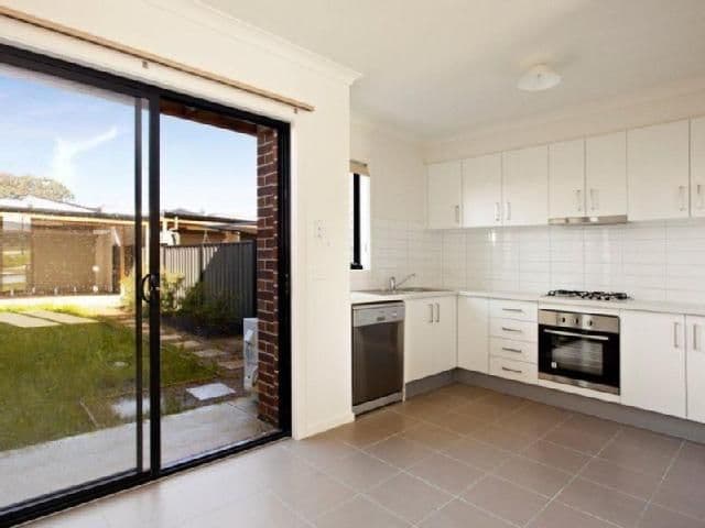 39 McCubbin Way, MERNDA VIC 3754, Mernda - Thumbnail 2