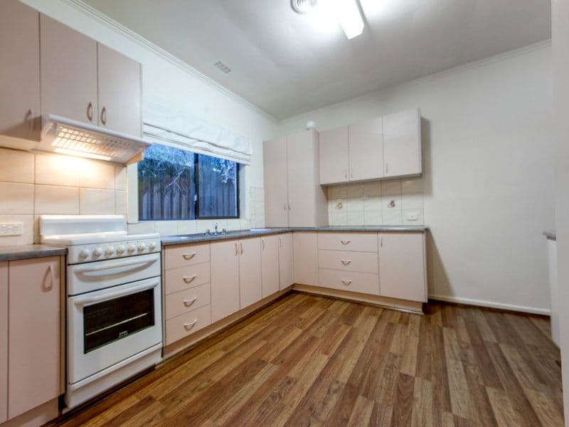 23 Campbell Street, FRANKSTON VIC 3199, Frankston - Thumbnail 2