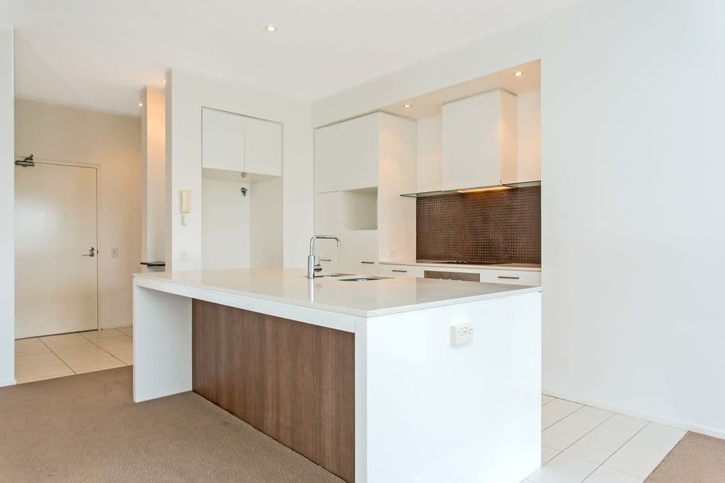 310 Easthill Drive, ROBINA QLD 4226, Robina - Thumbnail 4