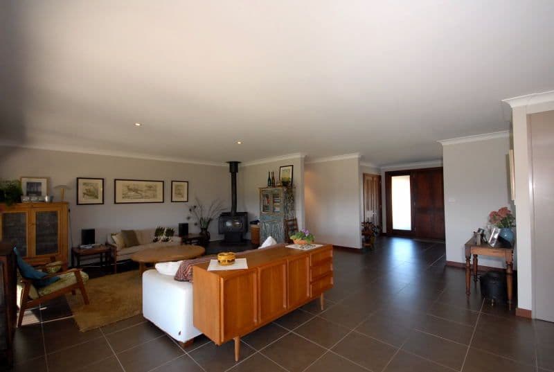 61 Cowper Street, BRAIDWOOD NSW 2622, Braidwood - Thumbnail 4