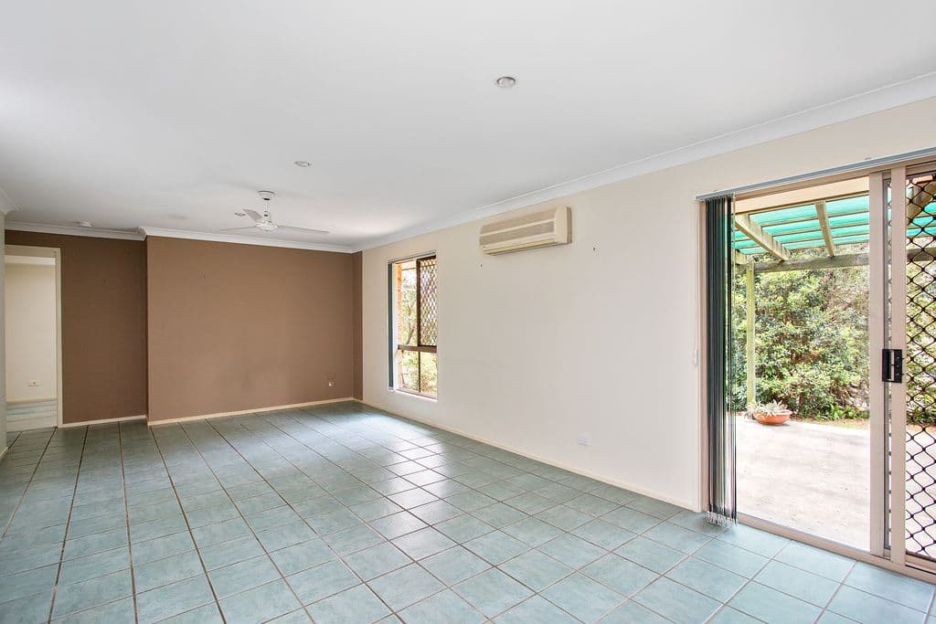 95 Paddington Drive, Carrara QLD 4211, Carrara - Thumbnail 4