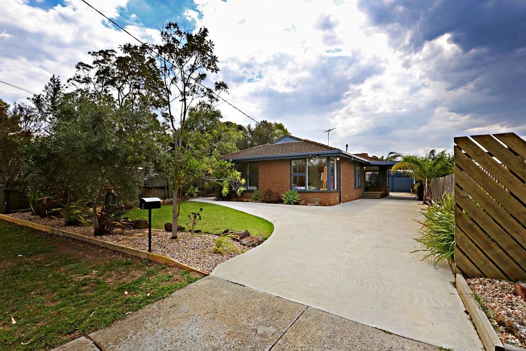 2 Cheryl Crescent, Belmont VIC 3216, Belmont - Thumbnail 3